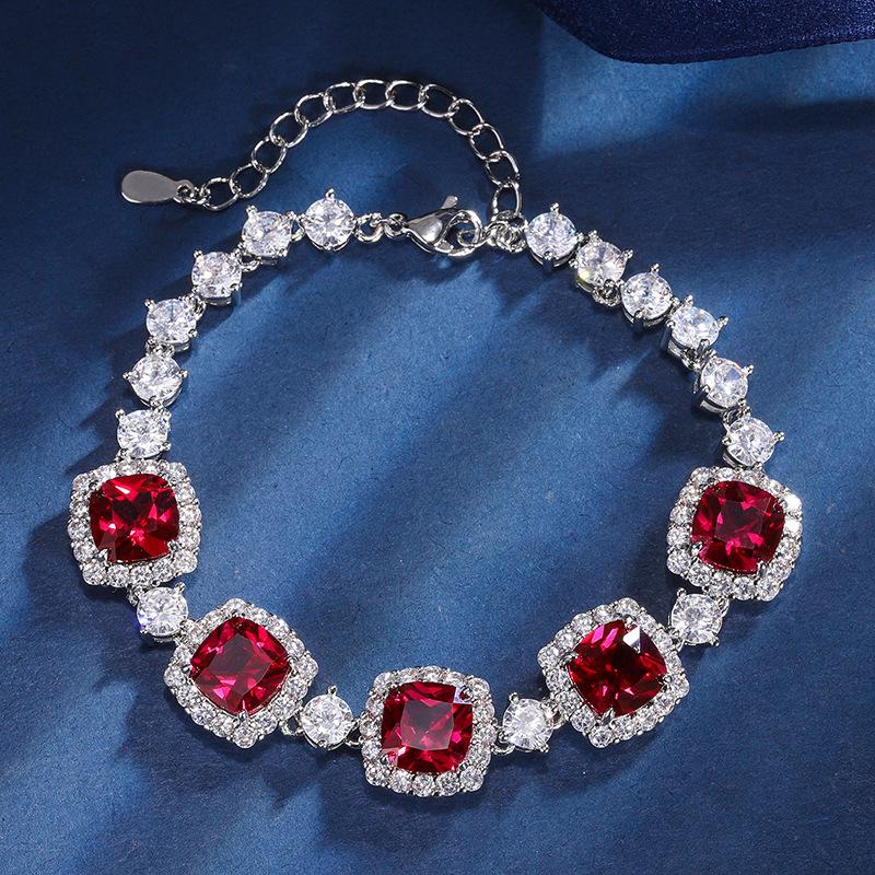Retro Sparkling Cubic Zirconia   Full Diamond Charm Tennis Bracelet For Women Elegant Wedding Anniversary Fine Jewelry