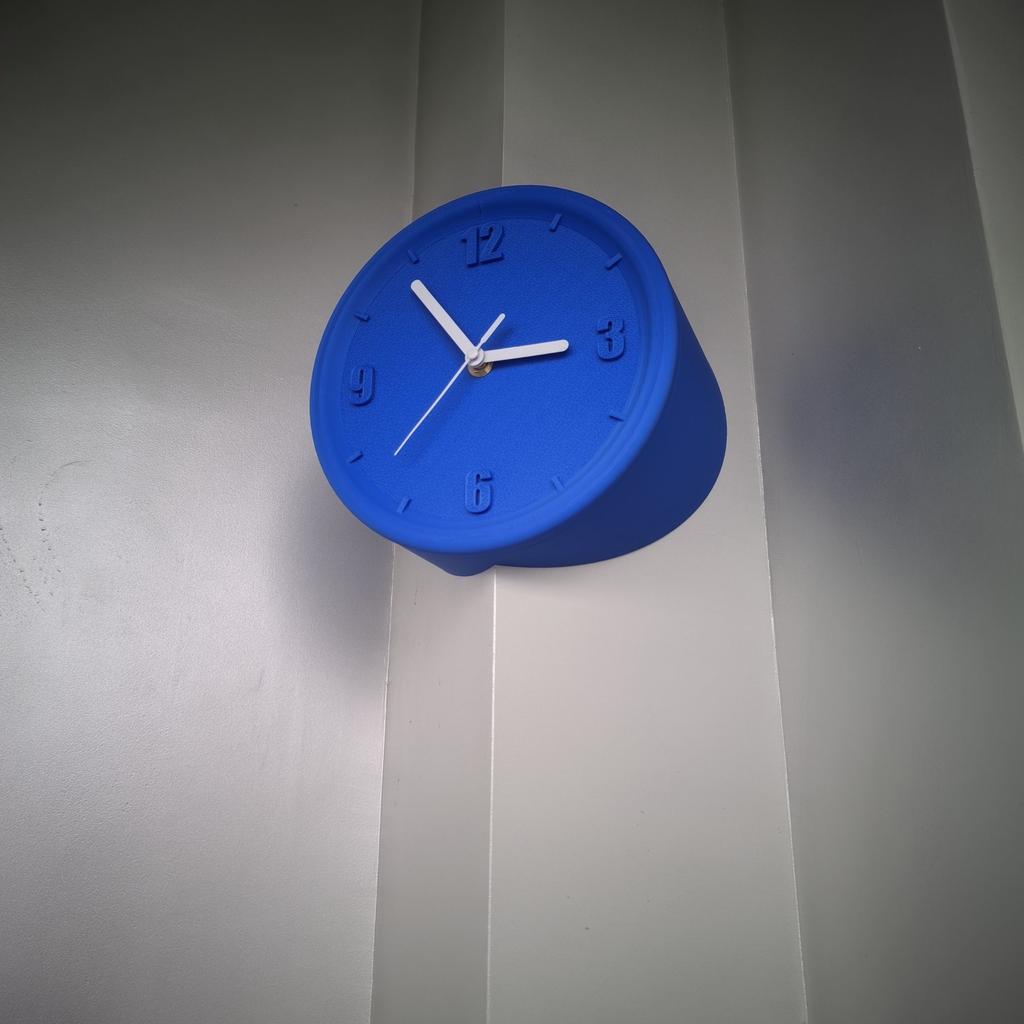 Wall Corner Clock Hole-free Scientific Artistic Sitting Living Room Study Silent Wall Hanging Clock Silent Home Decoration