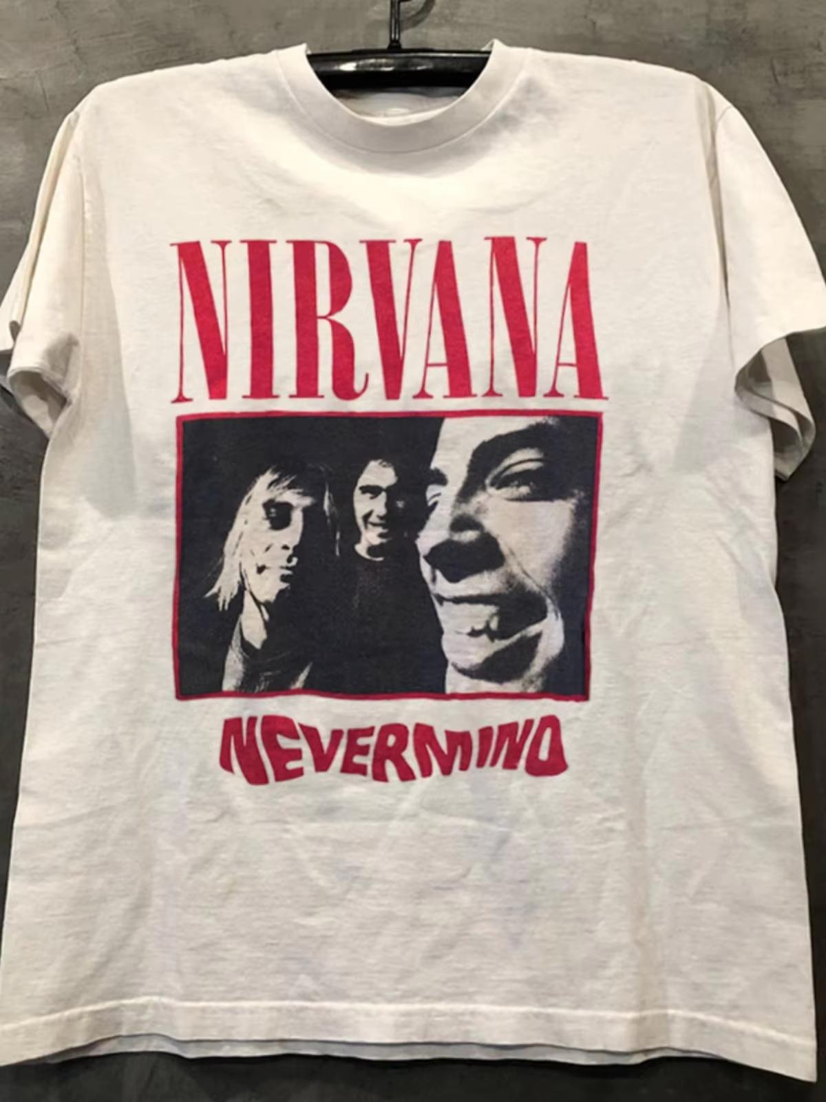 

2026 New Nirvana print rock band men s Retro 100%cotton album Tee man Women s oversized Y2K Tshirt Casual Loose streetwear S разноцветный