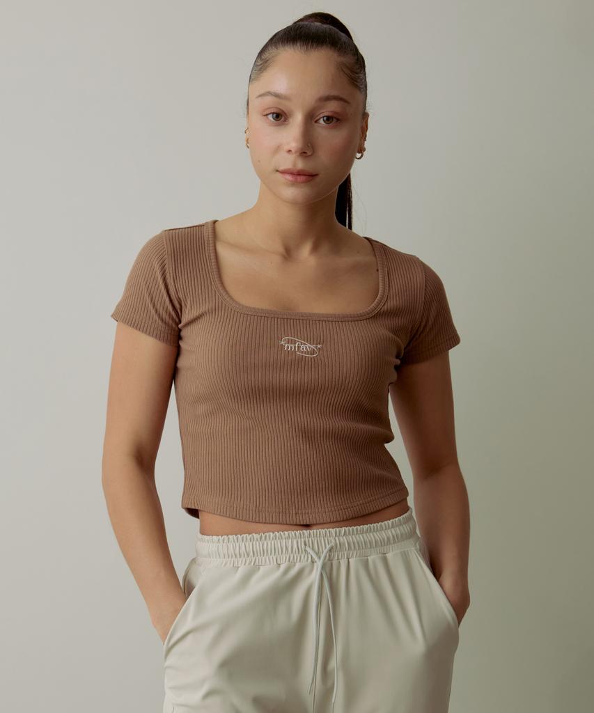 Empebeu Ribbed Deep Neck Crop Short Sleeve Brown