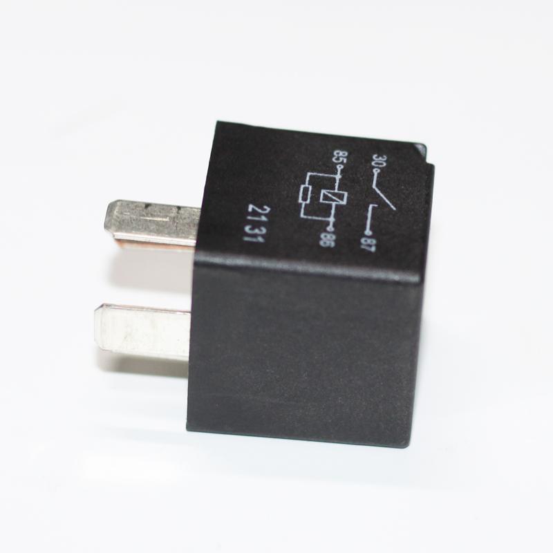 Fuel Pump Relay NO.373 for VW Phaeton Touareg PACC PASSAT CC (COUPE) MA MARINE-MOTORE 8K0951253 8K0 951 253