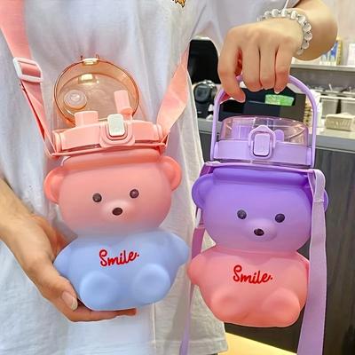 1 Adet Sevimli Ayıcık Su Şişesi BPA İçermez Taşınabilir Su Isıtıcı Pipetli ve Omuz Askılı Isıya Dayanıklı Büyük Kapasiteli