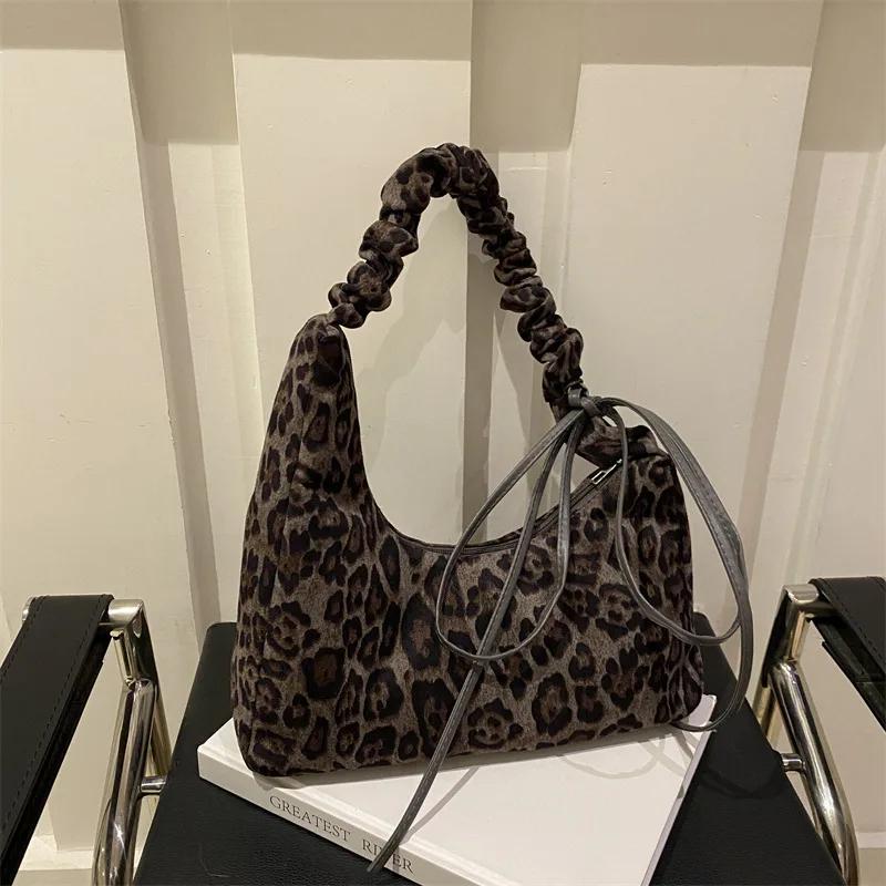 Retro Leopard Print Tote Bag for Women Autumn and Winter New Large Capacity Messenger Shoulder Bag