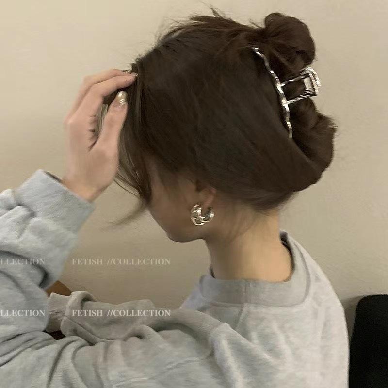 High-End Metal Butterfly Hair Clip for Women - Large, Elegant 2024 Style Shark Clip