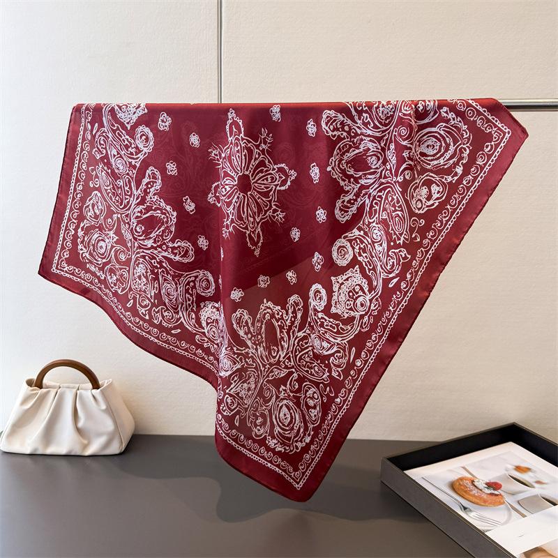 Luxury Brand Paisley Print Shawl Square Scarf for Women Wraps Neckerchief Female Hair Bands Ribbon Headband Bandana