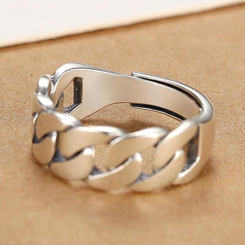Custom Twist Chain Ring for Women - Adjustable, Trendy, High-End, Minimalist Design