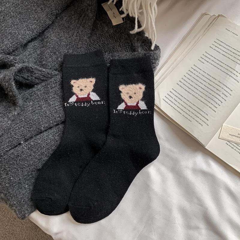 

Winter Wool Socks Children Flocked Bear Cute Medium Tube Socks Thickened Warm Cashmere Socks Women S Stockings One size fits all чорний