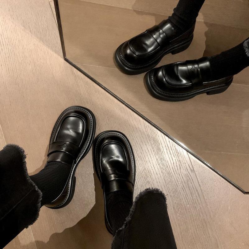 2025 exquisite small leather shoes women's British style retro polished thick-soled lazy loafers women's large-size small leather shoes