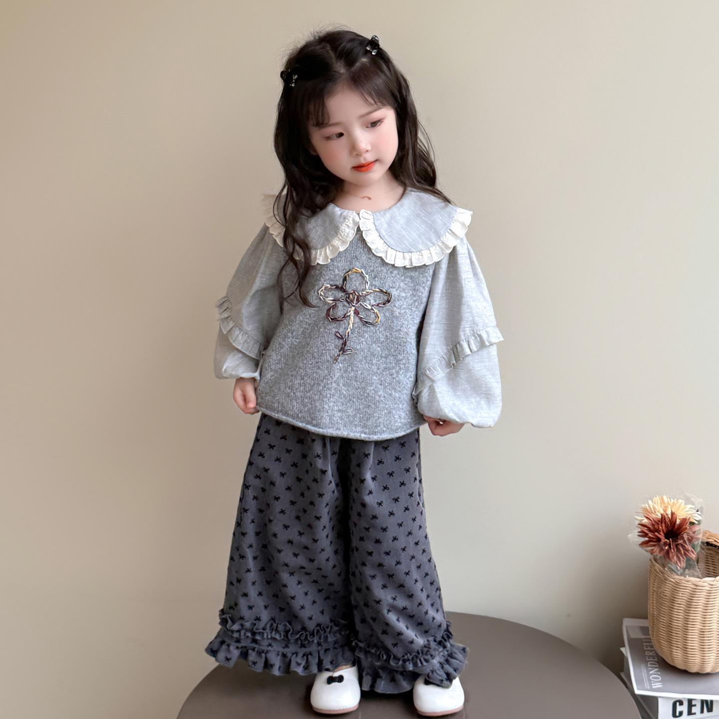 

Girls Stylish Three-Piece Vest Set - Spring/Autumn 2025 Korean Fashion 120cm