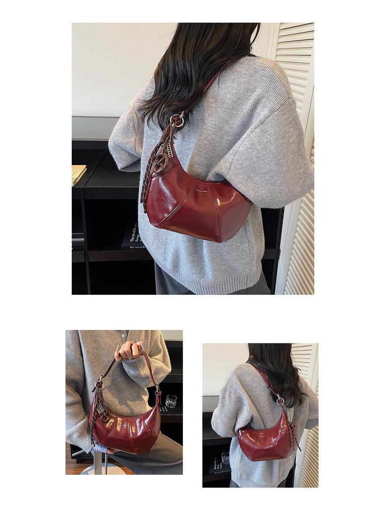 Autumn/Winter 2025 Minimalist Large Capacity Shoulder Bag - Casual Crossbody Dumpling Design