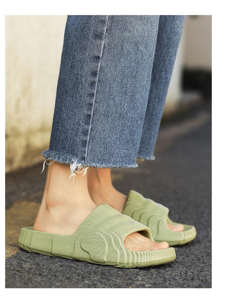 Men's Summer Flip Flops: Versatile Casual Sandals for Outdoor, Indoor, and Sports Wear. Perfect for Couples.