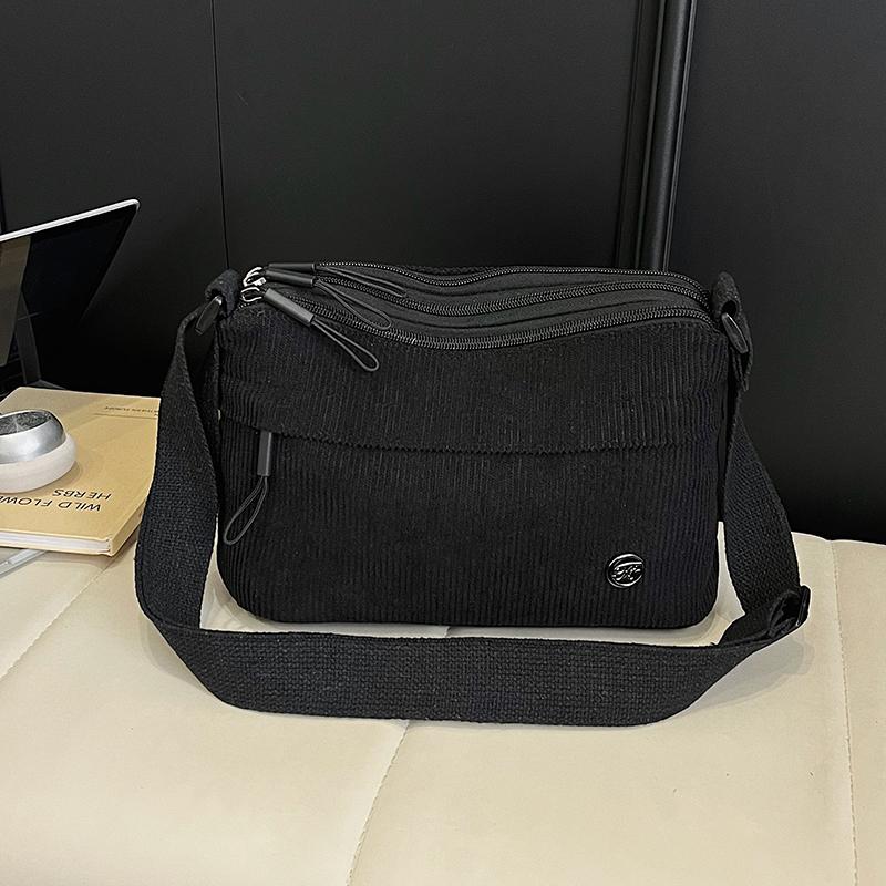 New Minimalist Fleece Women's Multi-Layer Shoulder Bag Versatile Crossbody Bag Multi-Layer Commuting Bag Crossbody Bag