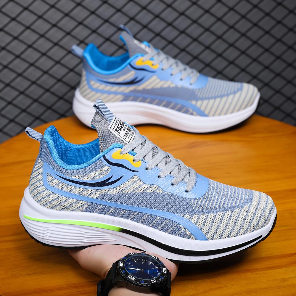 

Весняне нове спортивне взуття чоловіче легке дихаюче для вулиці кросівки модне повсякденне взуття трендове чоловіче взуття 44 синій