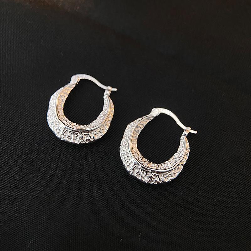 Allsidige øredobber med uregelmessig lavatekstur