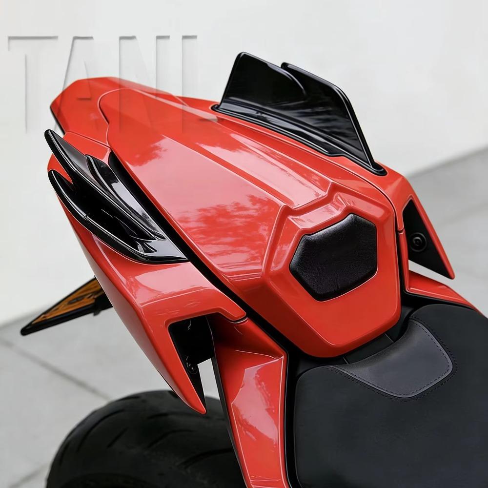 New Motorcycle Accessories Universal Aerodynamic Rear Cover Wind Wing Fixed Winglet Kit For Honda Yamaha Suzuki Kawasaki Bmw