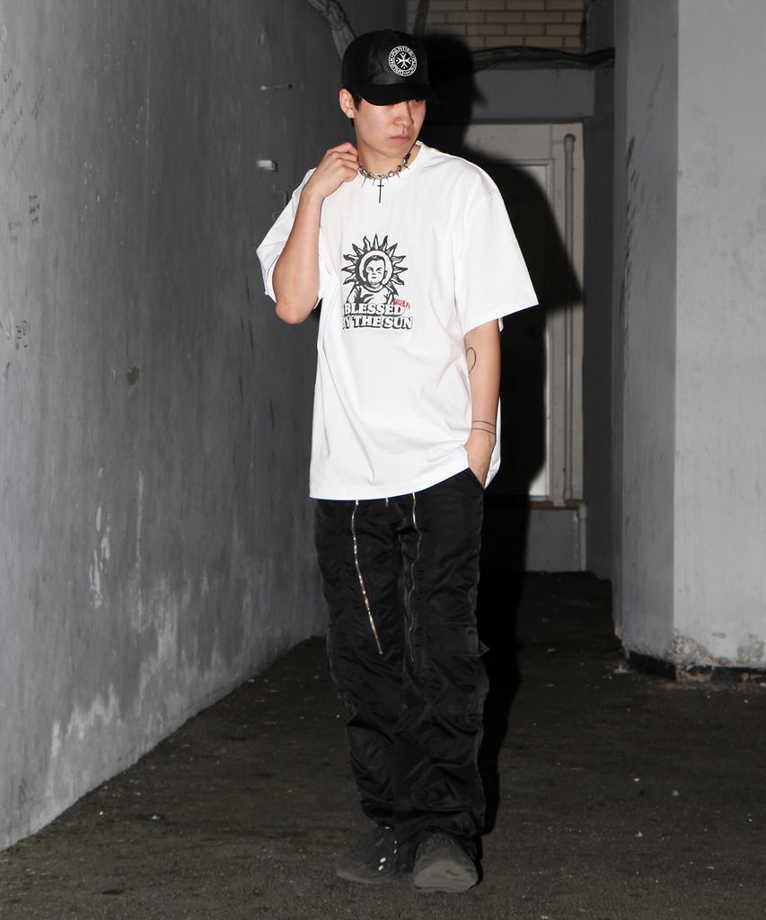 Keuligeon Blessed By The Sun 20S Semi-Oversized Short-Sleeve T-Shirt White