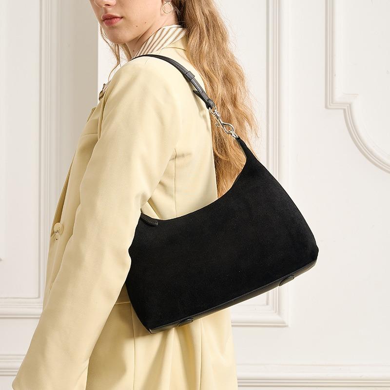 Fashion Women's Suede Portable Crossbody Shoulder Bag Red New Autumn and Winter Large-capacity High-end Leather Underarm Bag
