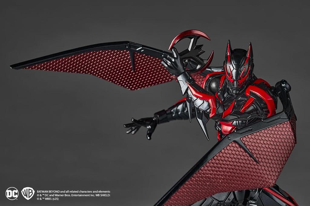 Revoltech Amazing Yamaguchi The Future Batman Beyond Batman