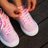 Sapatos casuais femininos da moda, tênis baixos de malha respirável para caminhada, tênis femininos 2024, calçados vulcanizados de academia, calçados femininos brancos