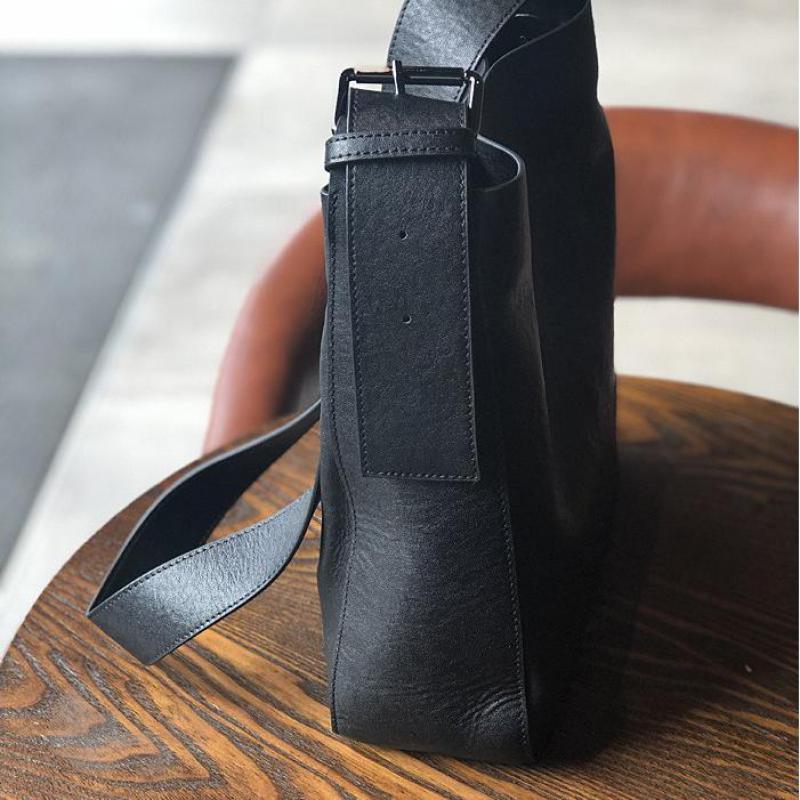 Leisure Women Big Bag Genuine Leather Wide Belt Bucket Bag Soft First Layer Cowhide Shoulder Bag