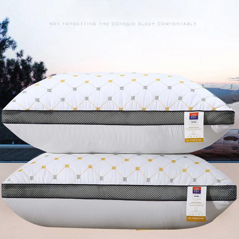 Perna proaspat casatorita Perna nunta Perna mare rosie pentru adulti Perna pentru ingrijirea sanatatii hotelului