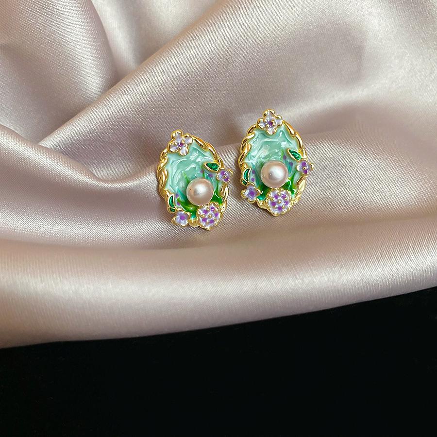 Dopamine Geometry Element Ring Earrings Women's Round Face Explosion Premium Sense Earrings Niche Design Stud Earrings Sweet Earrings