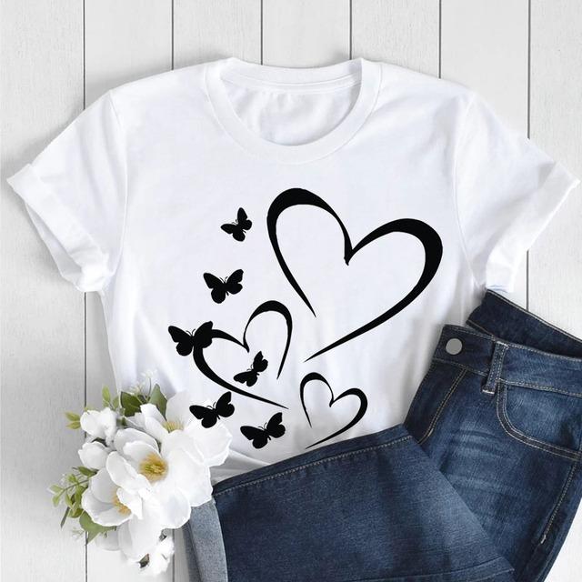 Butterfly Love Heart Print T Shirt Women Fashion Black T Shirt Female Short Sleeve Cute Graphic Tee Shirts Ladies Summer Tops