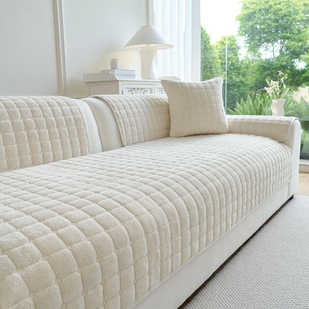 Soft Flannel Sofa Cover Non-Slip Quilted Furniture Protector Cushion for Living Room Couch Cover Warm Sofa Towel 1 Seat Pad