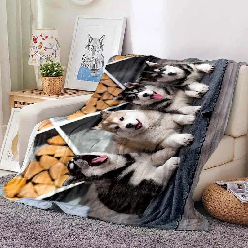 Warm and Cozy Husky Dog Pattern Flannel Blanket for Couch, Bed