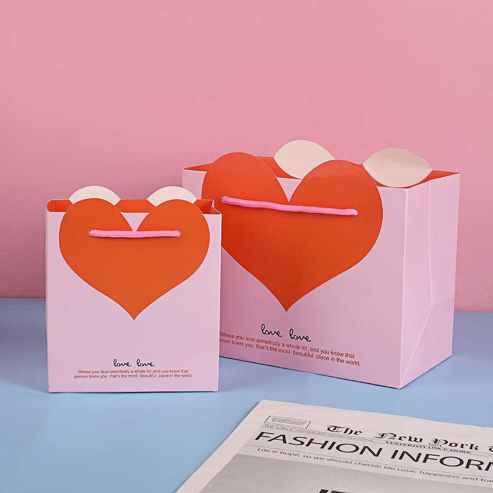 12/30pcs Heart Paper Tote Bags Recyclable Gift Bags for Wedding Birthday Valentine Party Favors Candy Cookies