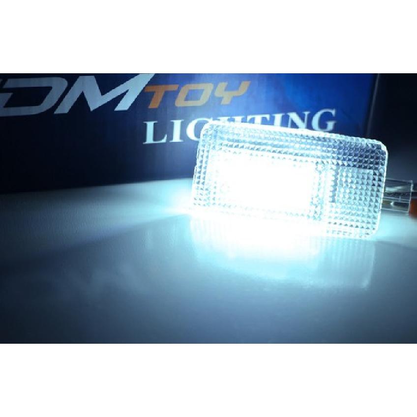 2W High Power Ice Blue Full LED Trunk Cargo Area Light Assembly For Lexus Toyota