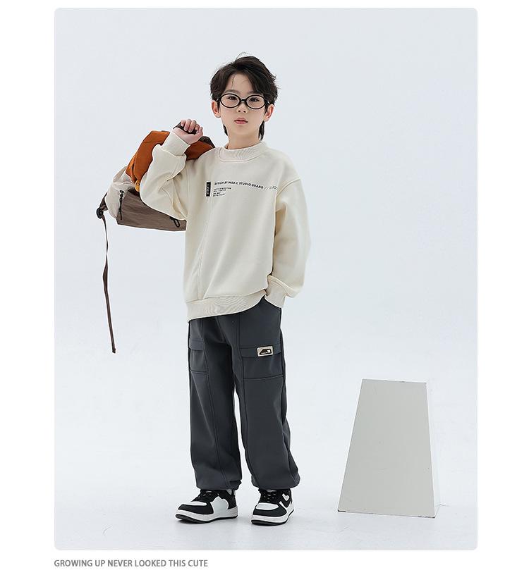 Boys' Thick Velvet Hoodie - 2025 Winter Collection: Warm, Trendy Long Sleeve Round Neck for Kids