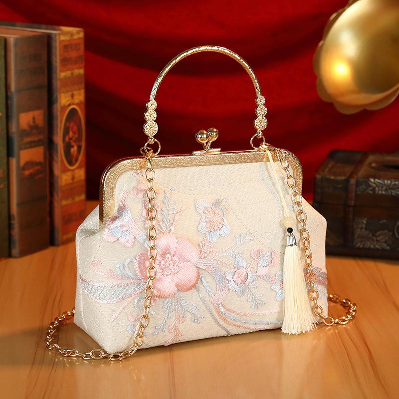 New Chinese rich flower cheongsam bag women's high-end big flower handbag retro style messenger bag tide
