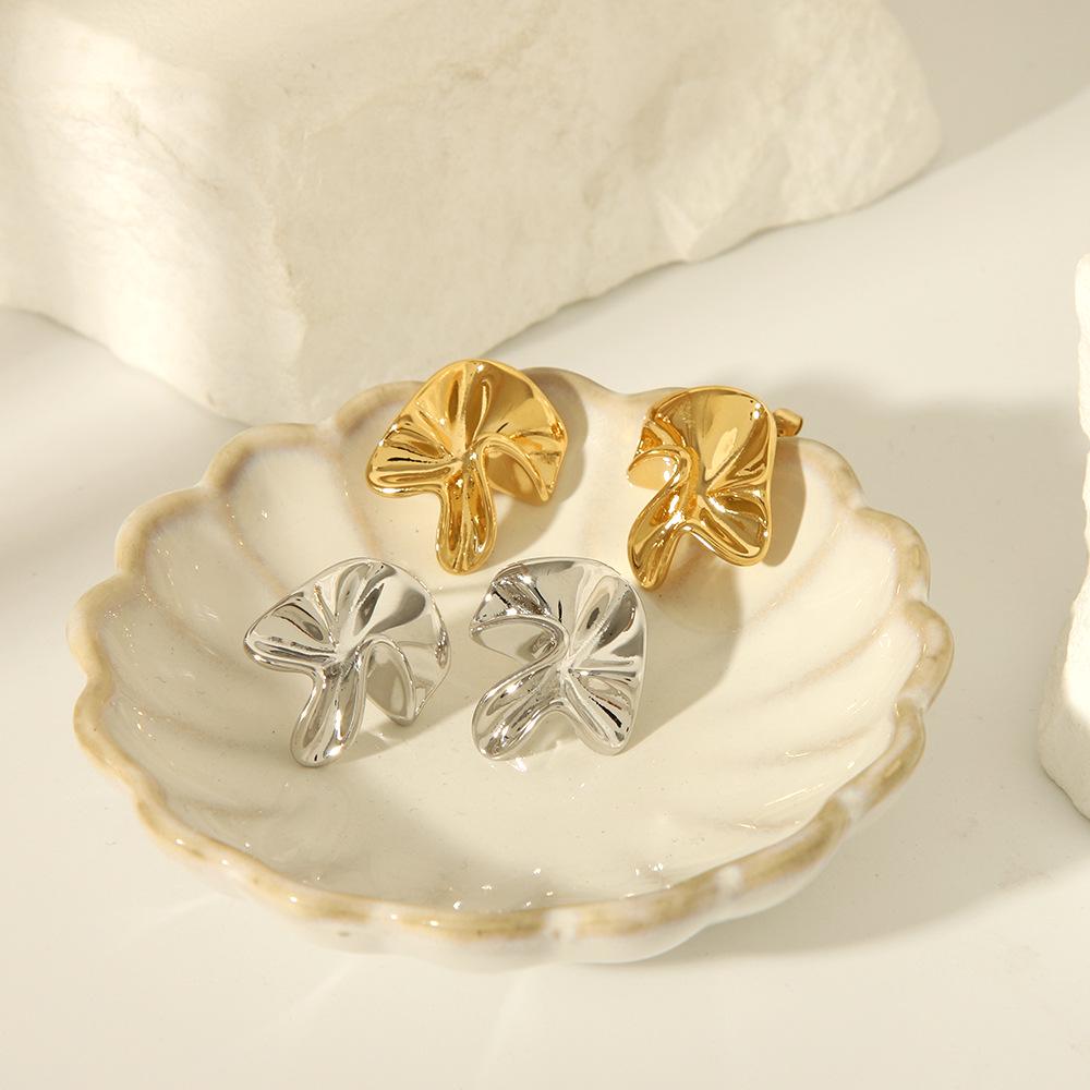18K Gold Stainless Steel Irregular Pleated Flower Twist Stud Earrings - French Retro Style for Daily Wear