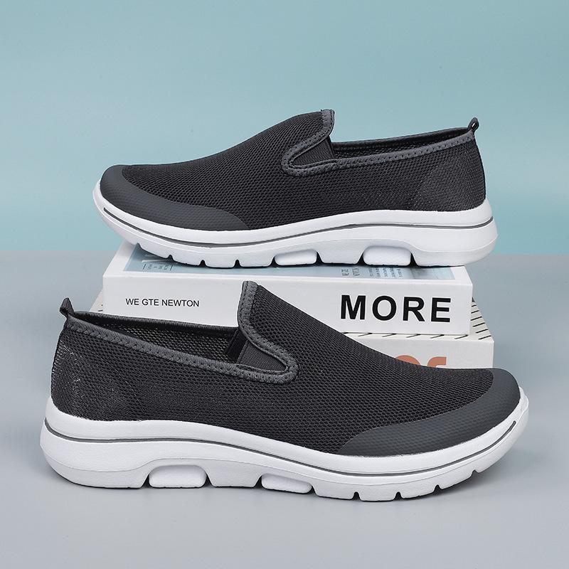 

Couple Casual Shoes Men And Women Couples Old Beijing Cloth Shoes Breathable Non-Slip Flying Woven Shoes Outdoor Casual Shoes 48