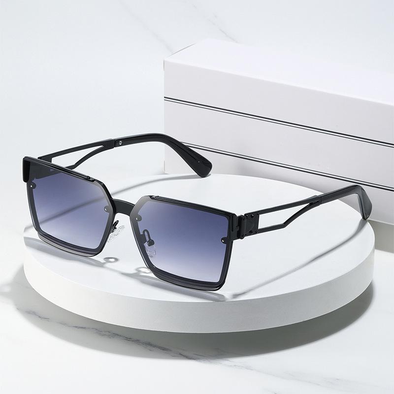 New metal sunglasses men's box high-end sense large frame European and American glasses anti-ultraviolet driving tide