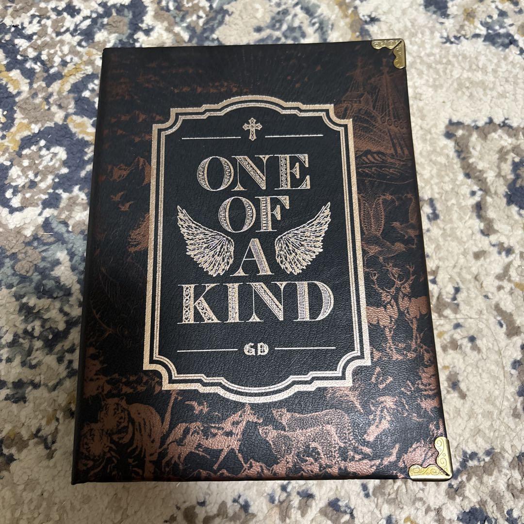 

[Б/В] G-DRAGON ONE OF A KIND