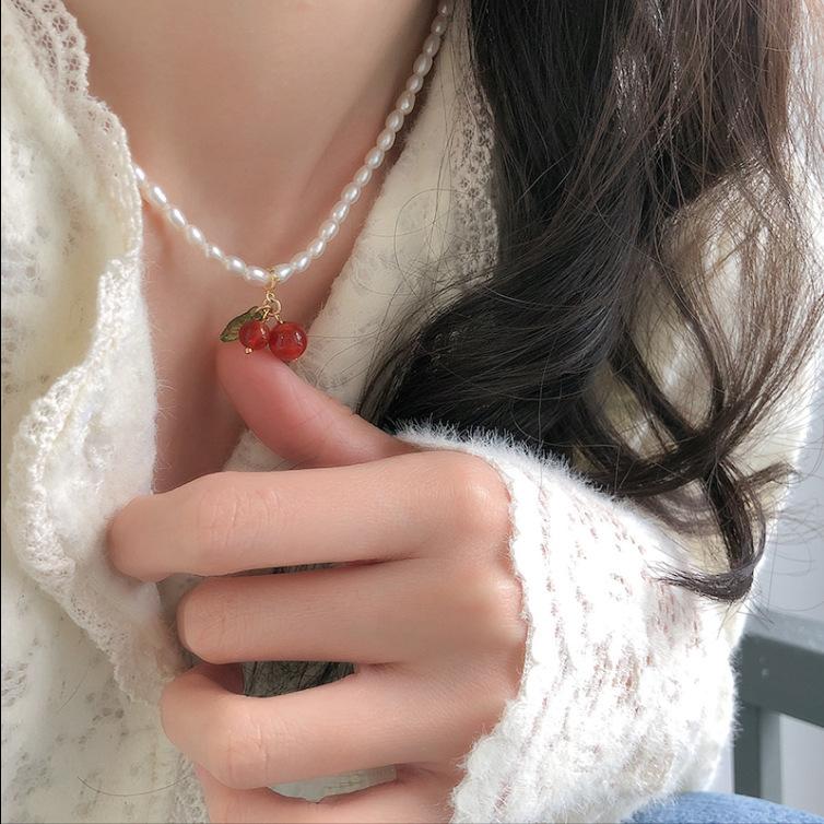 Vintage Natural Pearl Cherry Necklace Neck Chain Girl Mori Necklace New Women's Niche Design Sense Collarbone Chain Women