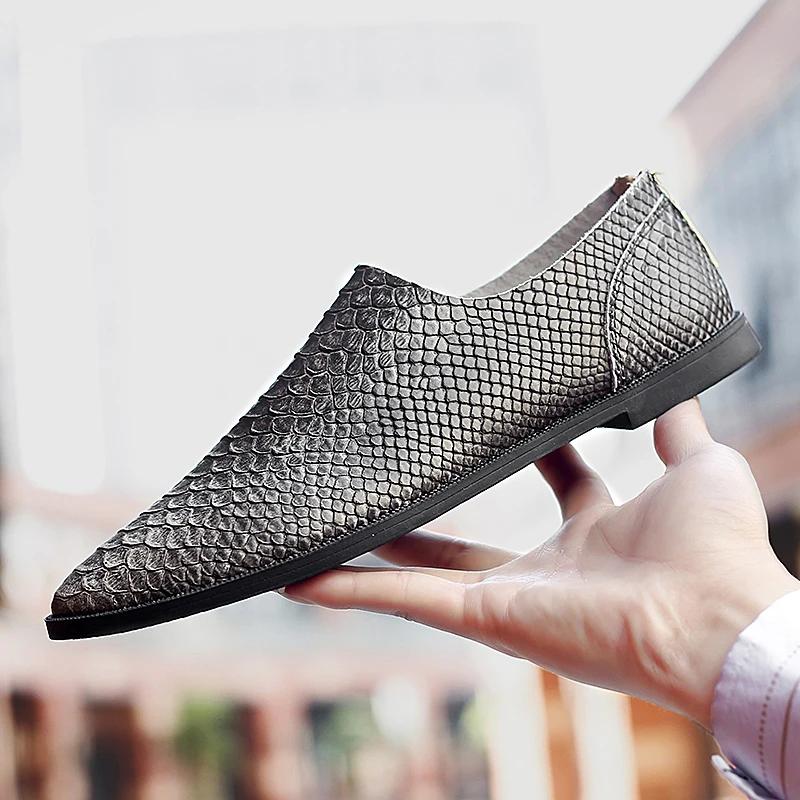 Mode Italienische Schuhe Echtes Leder Herren Slipper Designer Slip-On Schuhe Herren Outdoor Hohe Qualität Luxusmarke Weiche Slipper Schuhe