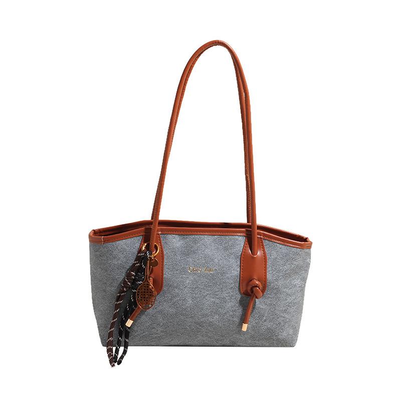 Inspired Versatile Retro Crossborder Style Tote Bag For Women With Soft Yet Sturdy Construction Perfect For Autumn And Winter