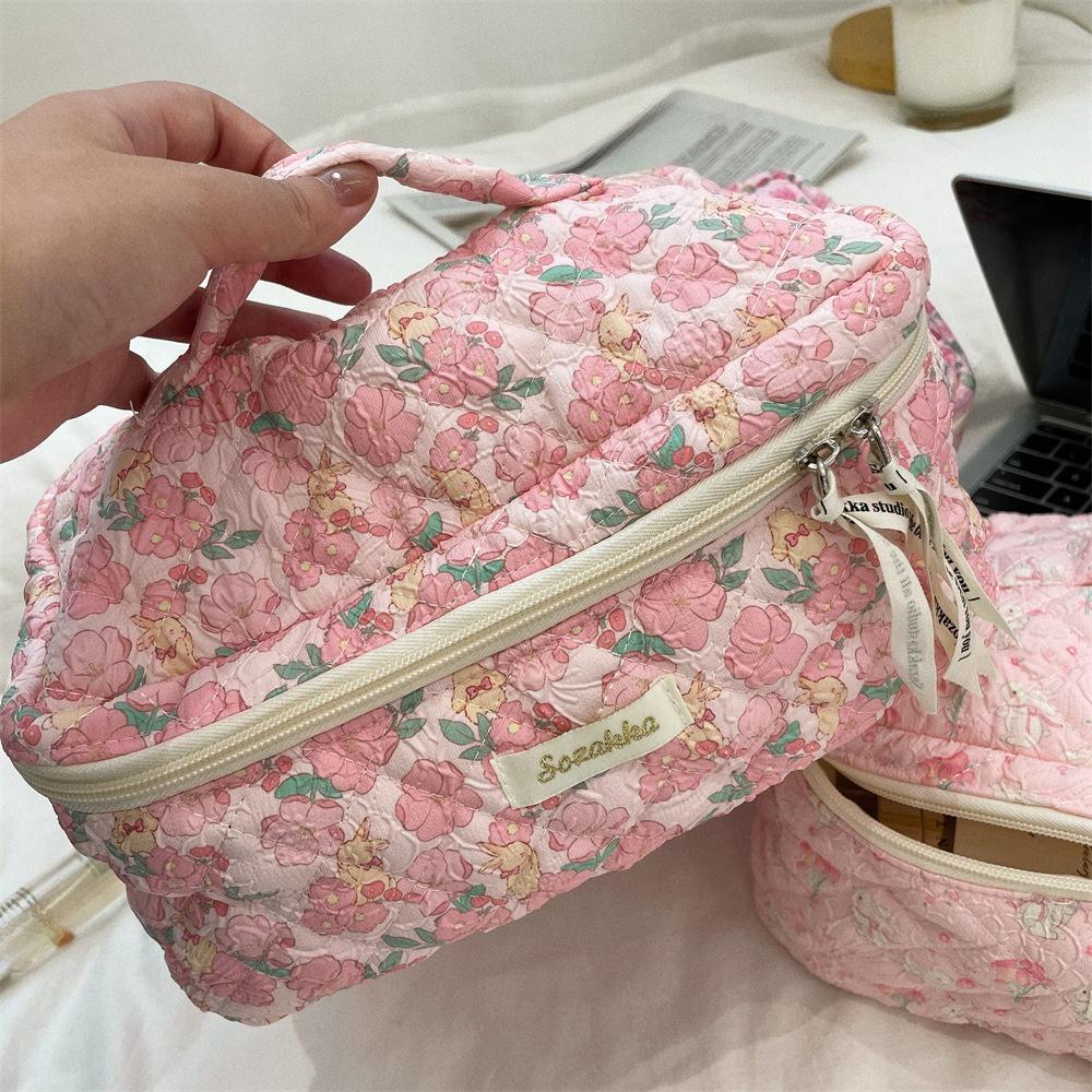 New Cartoon Ladies Travel Cosmetic Bag Retro Floral Makeup Case Cute Girls Storage Bag