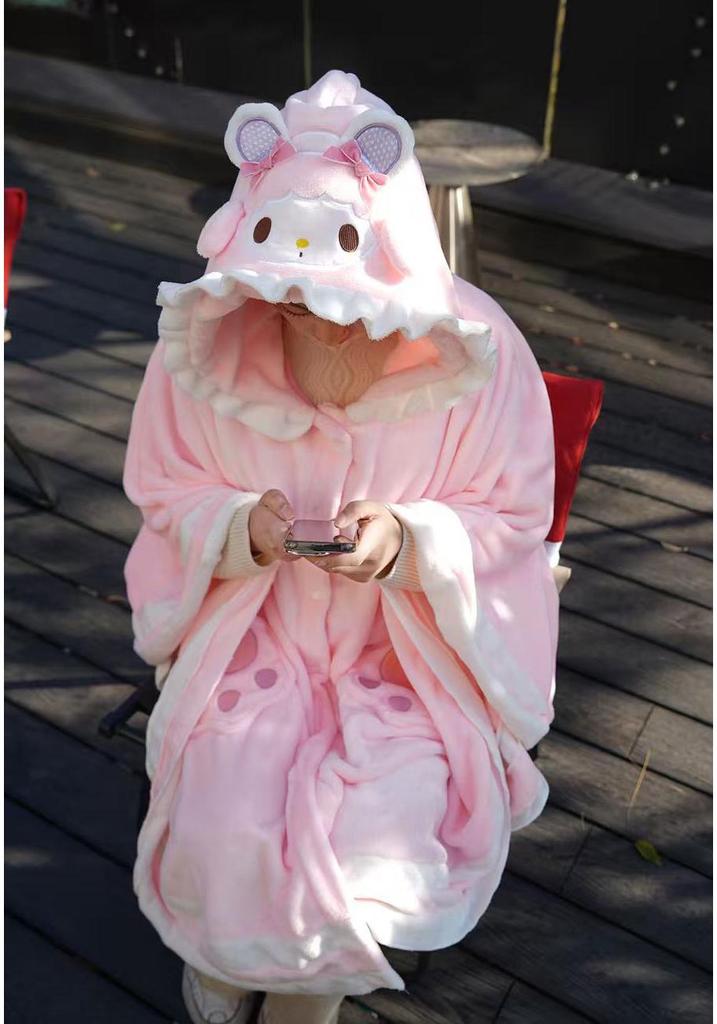 Cartoon Sheep Wool Blanket Shawl: Cozy Hooded Nap Cloak for Autumn & Winter