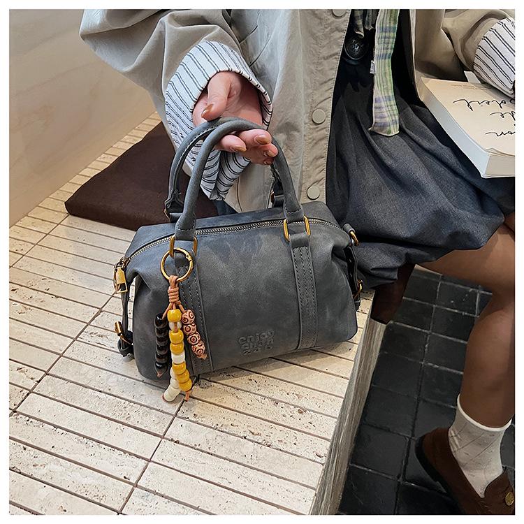 2025 Retro Minimalist Women's Crossbody Commuter Bag - Versatile, Fashionable, Casual Pillow Handbag