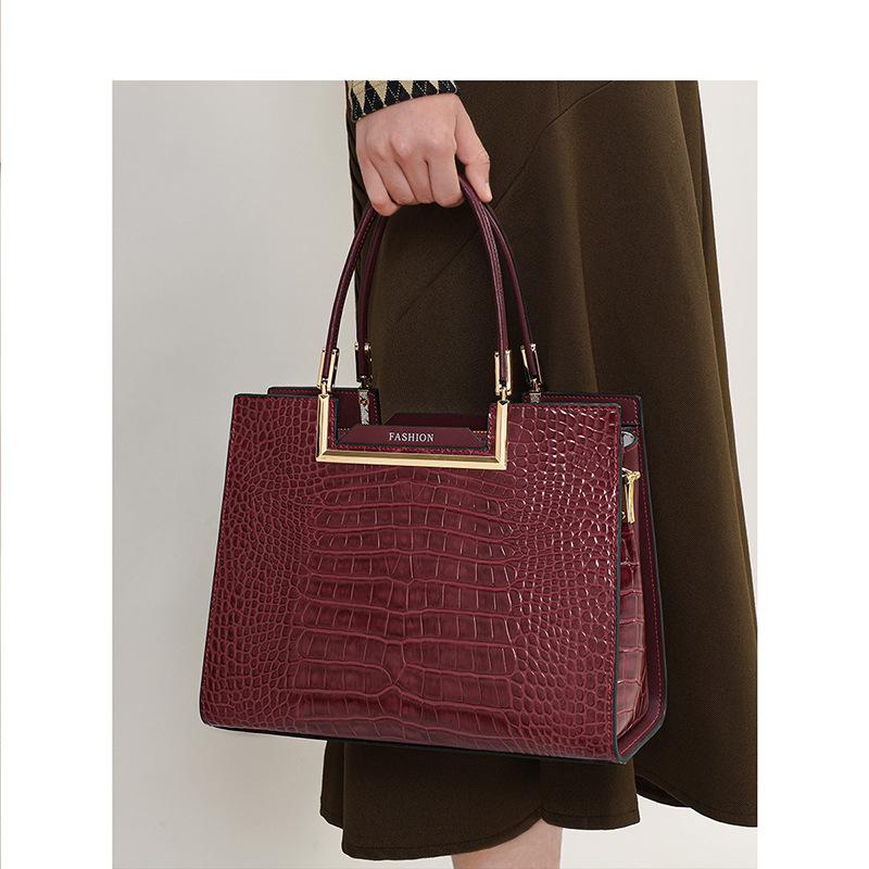 2025 Осень Зима Новая Женская Сумка Кроссбоди Модная Универсальная Повседневная Высококлассная Свадебная Сумка Сумка для Мамы