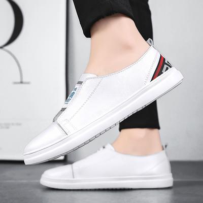 New Light Casual Shoes for Men Breathable Flats Mens Classic Sneakers Slip On Man Leather Shoes Comfortable Summer Skate Shoes
