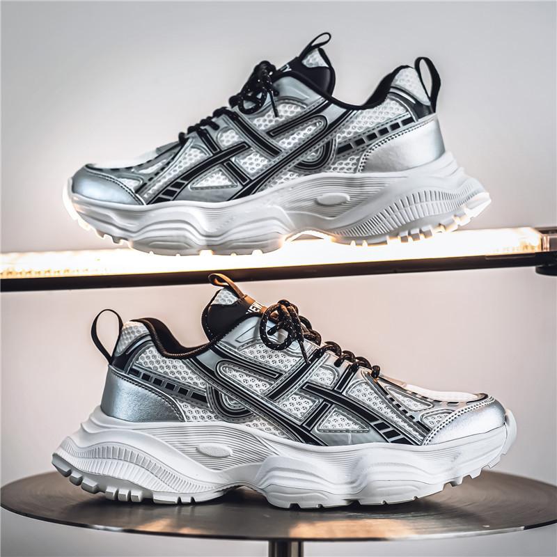 Jinjiang men's shoes summer breathable 2025 new mesh hollow casual men's sports running heightening dad trendy shoes