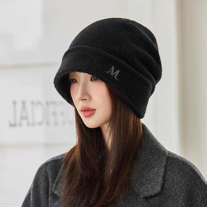 

Плюшевая шапка женская осенне-зимняя плюшевая утолщенная теплая шапка-мешок на голову с защитой ушей модная шапка-бини