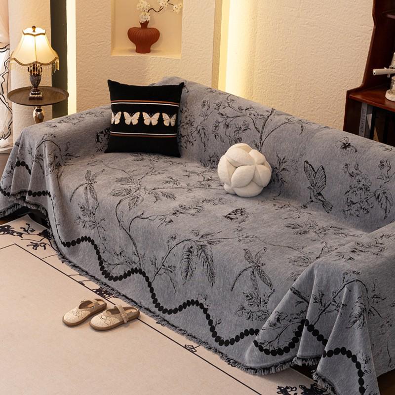 

High-End French Chenille Sofa Towel: Universal Four-Season Luxury Cushion Cover Blanket 90x90cm (Knee Blanket)