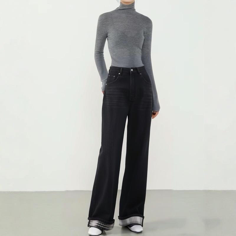 

Women s Black Checkerboard Straight-Leg Jeans with Turn-Up Hem - Loose, Slimming, Versatile Style for Autumn 2025. 25