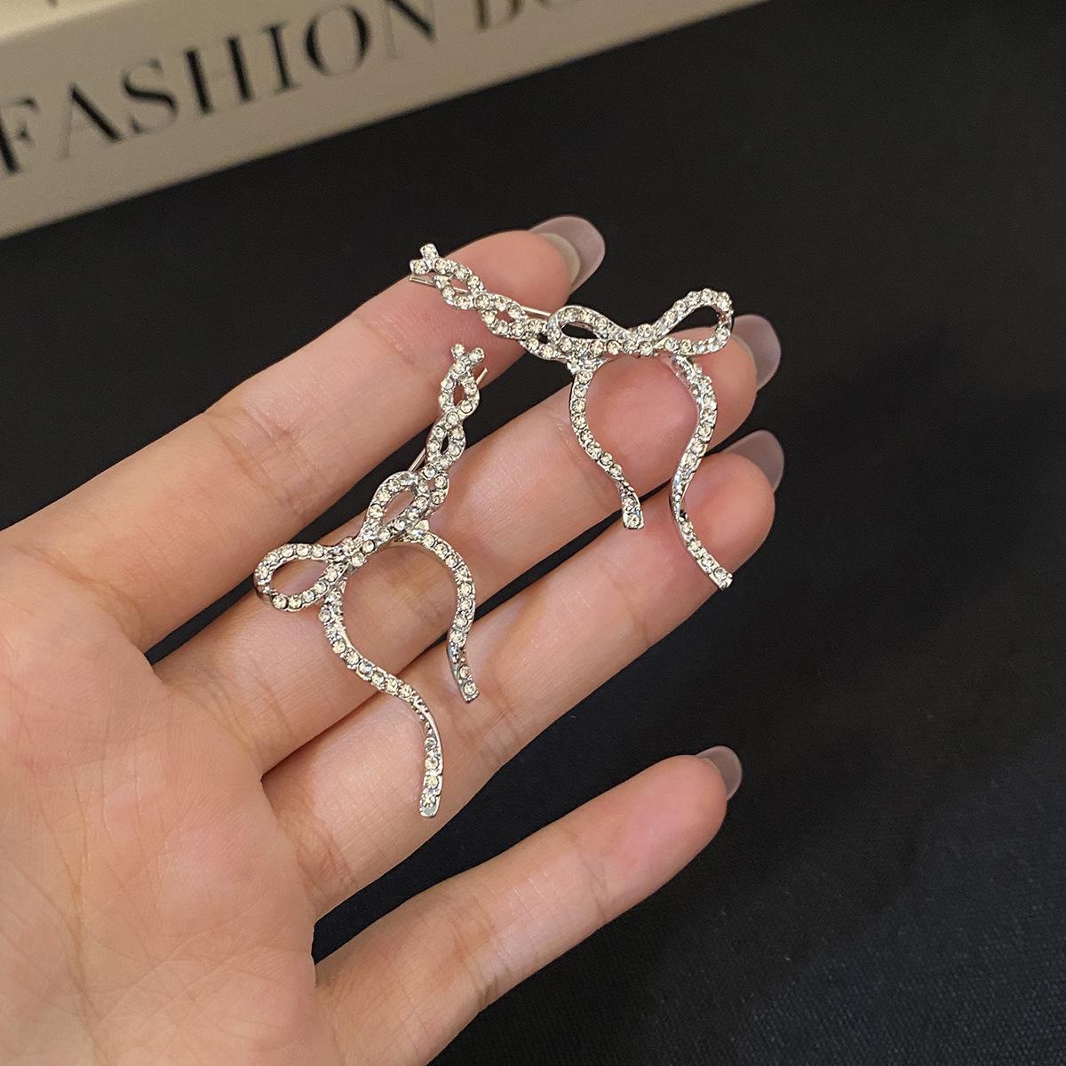 Silver Needle Diamond Bow Earrings - Elegant, Luxury, Niche Design